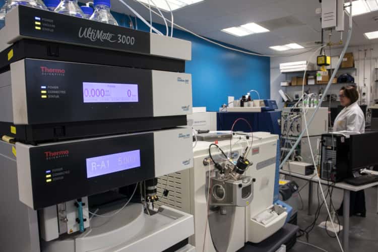 Mass spectroscopy equipment